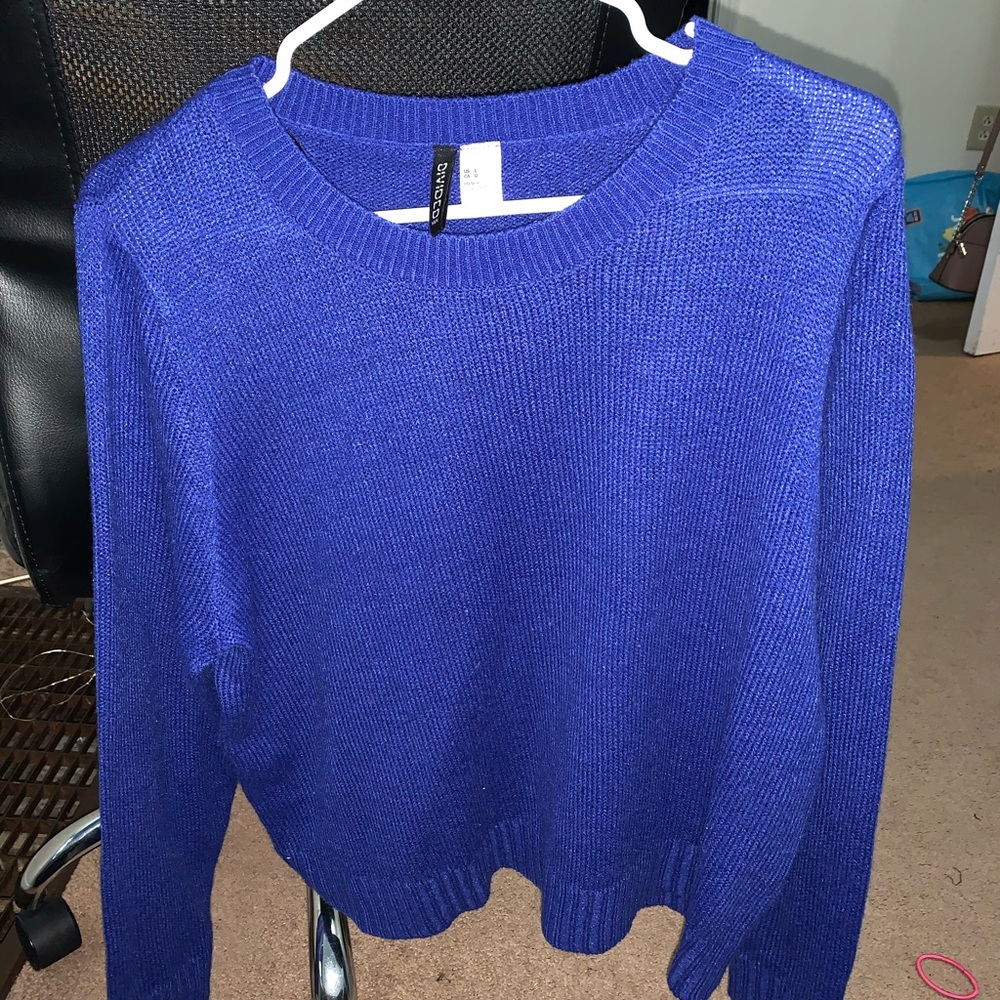 H and m sweater